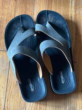 Aerothotic Orthotic Comfort Sandals, Gray/Olive Green, Women's Size 8,‎ Orthotic